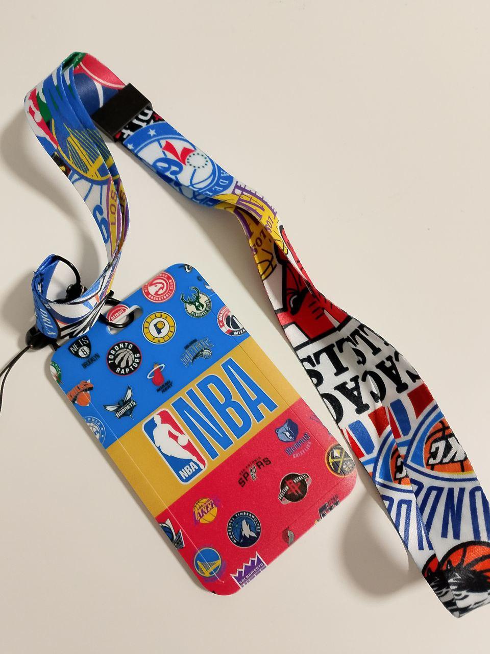 Наши чехлы изготовлены из премиального мягкого силикона — материала, который сочетает гибкость, износостойкость и приятное матовое покрытие.
Они плотно облегают ваш смартфон, не скользят в руке и не желтеют со временем.